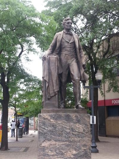 Civic and Retail Monuments, Chicago – Saint Louis Patina®