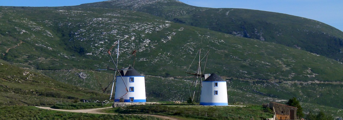 Moinhos do Oeste MONTEJUNTO & Arredores